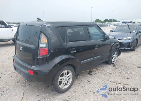 2010 Kia Soul + z USA, uszkodzony, nr VIN KNDJT2A27A7070286